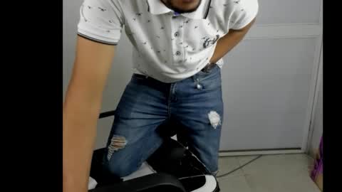 Snapshot of bad_boy_master_findom chatting on 02-19-26, 02:29 bad_boy_master_findom online show from 02-19-26, 02:29