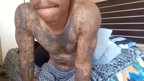 Snapshot of bad_dawgg chatting on 12-02-24, 08:52 rastafaria online show from 12-02-24, 08:52