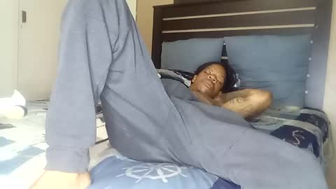 Snapshot of bad_dawgg chatting on 02-26-25, 08:54 rastafaria online show from 02-26-25, 08:54