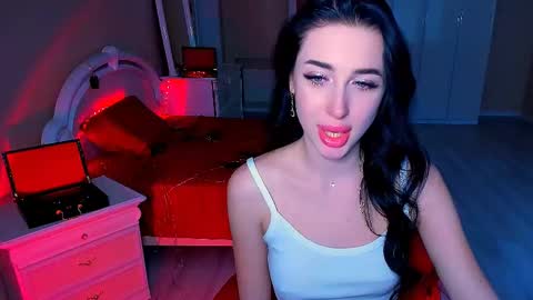 Miss Desire...do you remember online show from 12-16-24, 11:12