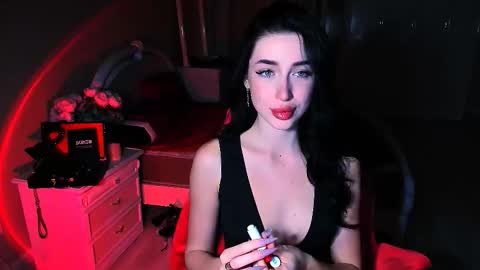 Miss Desire...do you remember online show from 11-18-25, 04:50