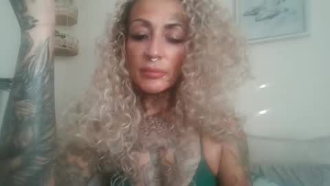 badass894054 online show from 01-16-26, 01:37