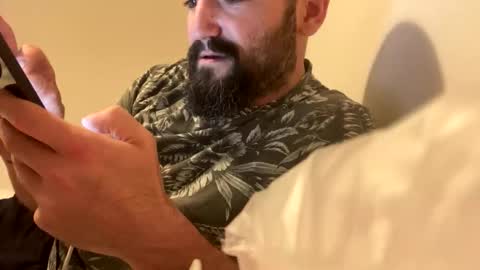 Snapshot of badboy715363 chatting on 10-19-25, 06:36 badboy715363 online show from 10-19-25, 06:36