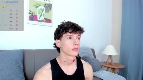 Snapshot of badboy_one chatting on 11-23-25, 09:58 jhojan online show from 11-23-25, 09:58