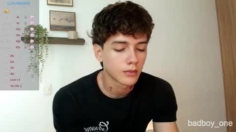 Snapshot of badboy_one chatting on 01-12-26, 08:36 jhojan online show from 01-12-26, 08:36