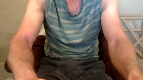 Snapshot of baddadatwork chatting on 11-16-25, 09:09 baddadatwork online show from 11-16-25, 09:09