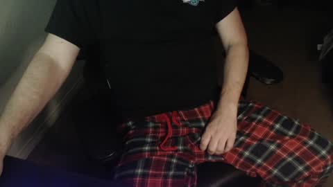 Snapshot of baddaddy77 chatting on 01-06-25, 01:52 baddaddy77 online show from 01-06-25, 01:52