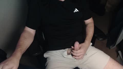 Snapshot of baddaddy77 chatting on 11-11-25, 10:59 baddaddy77 online show from 11-11-25, 10:59