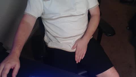 Snapshot of baddaddy77 chatting on 01-06-26, 04:16 baddaddy77 online show from 01-06-26, 04:16