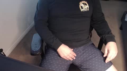 Snapshot of baddaddy77 chatting on 01-12-26, 12:27 baddaddy77 online show from 01-12-26, 12:27