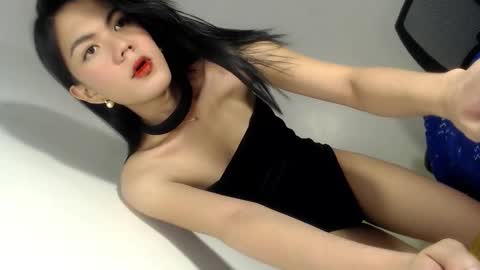 Snapshot of baddie_bunnyx chatting on 01-16-25, 01:36 Hello  im your lovely Cheska online show from 01-16-25, 01:36