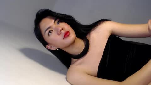 Snapshot of baddie_bunnyx chatting on 01-16-25, 11:06 Hello  im your lovely Cheska online show from 01-16-25, 11:06