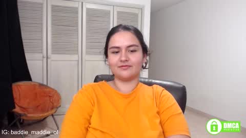 want custom text me through my snap 3  online show from 09-29-25, 07:13