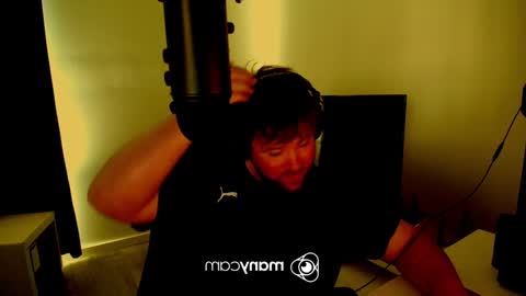 Snapshot of baftez chatting on 02-02-25, 04:48 Baffels online show from 02-02-25, 04:48