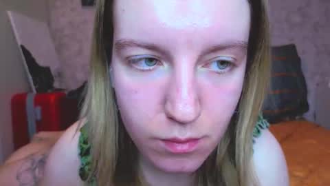 holly online show from 02-03-26, 03:39