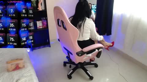 Snapshot of bailarina_atrevida chatting on 12-22-24, 12:38 sandra online show from 12-22-24, 12:38