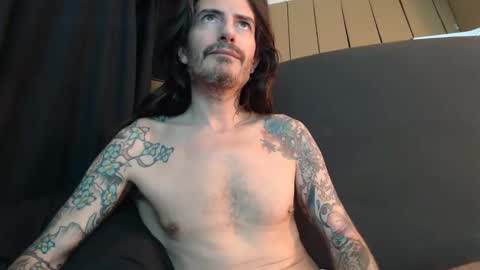 Bailey online show from 01-24-25, 01:45