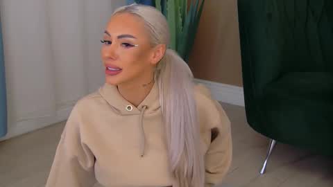 Snapshot of bailey_rush chatting on 11-07-25, 05:24 bailey_rush online show from 11-07-25, 05:24