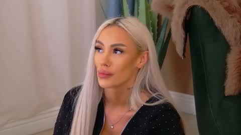 Snapshot of bailey_rush chatting on 11-19-25, 05:57 bailey_rush online show from 11-19-25, 05:57