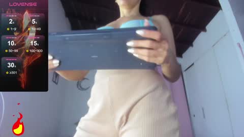 Snapshot of baileyadamss chatting on 02-05-25, 04:16 IM BAILEY online show from 02-05-25, 04:16