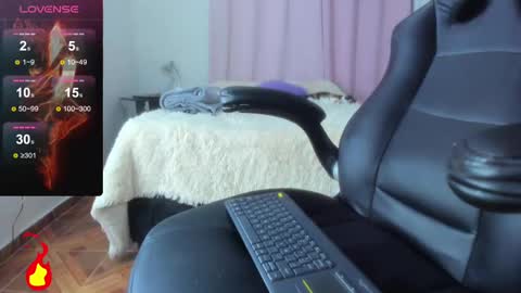 Snapshot of baileyadamss chatting on 02-11-25, 12:38 IM BAILEY online show from 02-11-25, 12:38