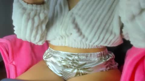 Snapshot of baileyadamss chatting on 10-12-25, 02:54 IM BAILEY online show from 10-12-25, 02:54