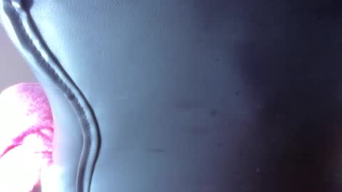 Snapshot of baileyadamss chatting on 10-13-25, 06:19 IM BAILEY online show from 10-13-25, 06:19