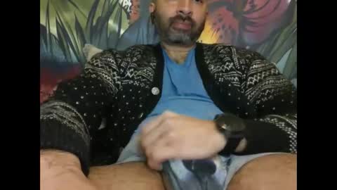 Snapshot of bakkis chatting on 01-13-26, 09:58 bakkis online show from 01-13-26, 09:58