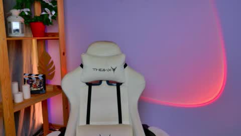 Elly online show from 02-03-26, 06:40