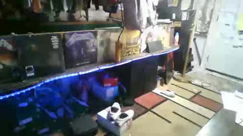 boton online show from 10-30-25, 05:09