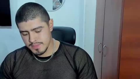 Andres -  online show from 12-04-25, 02:26