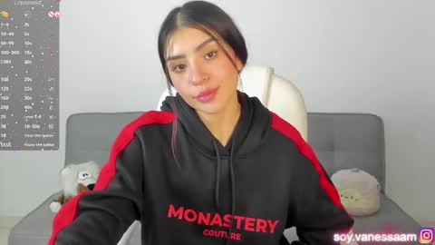 Snapshot of bam_atenea chatting on 01-04-25, 07:24 Vanessa online show from 01-04-25, 07:24