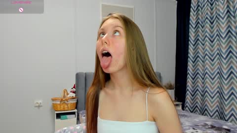 Kira online show from 01-17-25, 11:51