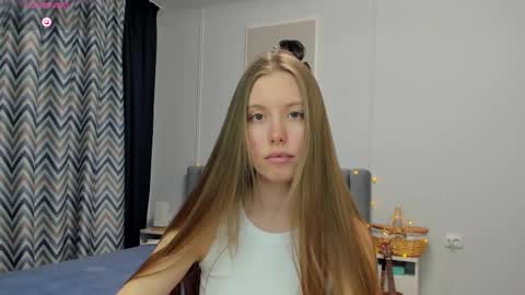 Kira online show from 02-17-25, 07:31