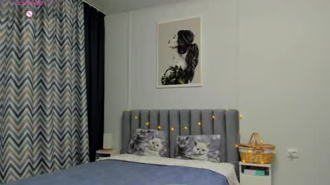 Kira online show from 02-28-25, 11:12