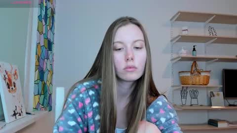 Kira online show from 09-28-25, 03:50