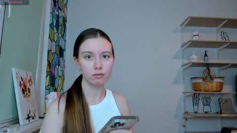 Kira online show from 11-06-25, 02:56