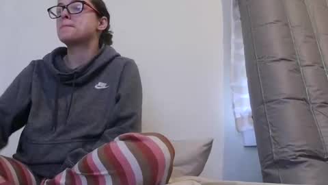 bambiboo8113 online show from 10-27-25, 07:51