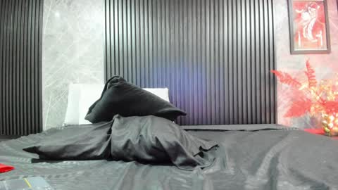 Snapshot of bambiiqueen chatting on 12-23-24, 11:47 Bambi online show from 12-23-24, 11:47