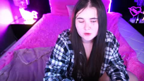 Snapshot of bambiliii chatting on 01-23-25, 01:19 Bambi online show from 01-23-25, 01:19