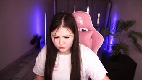 Snapshot of bambiliii chatting on 02-01-25, 03:52 Bambi online show from 02-01-25, 03:52