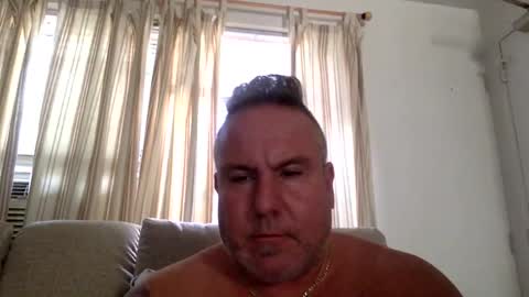 Snapshot of banana5289 chatting on 12-15-24, 03:42 banana5289 online show from 12-15-24, 03:42