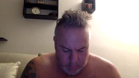 Snapshot of banana5289 chatting on 12-25-24, 10:06 banana5289 online show from 12-25-24, 10:06