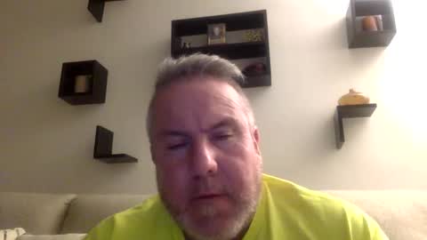 Snapshot of banana5289 chatting on 12-28-24, 02:22 banana5289 online show from 12-28-24, 02:22