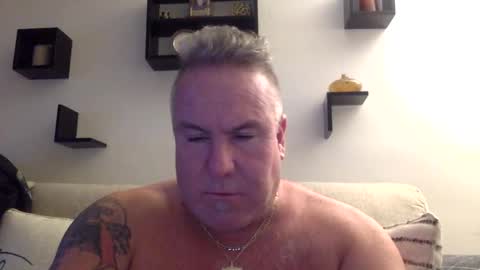 Snapshot of banana5289 chatting on 01-14-25, 02:08 banana5289 online show from 01-14-25, 02:08