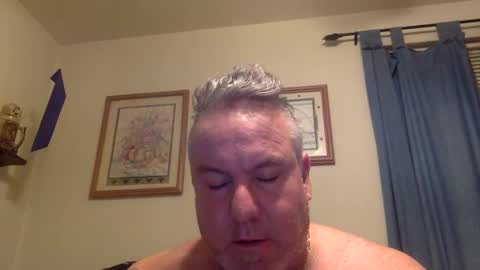 Snapshot of banana5289 chatting on 01-18-25, 08:41 banana5289 online show from 01-18-25, 08:41