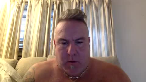 Snapshot of banana5289 chatting on 01-31-25, 02:07 banana5289 online show from 01-31-25, 02:07