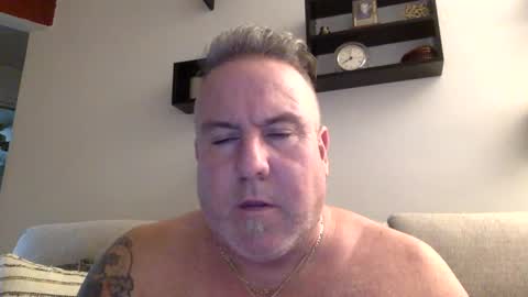 Snapshot of banana5289 chatting on 02-02-25, 12:57 banana5289 online show from 02-02-25, 12:57