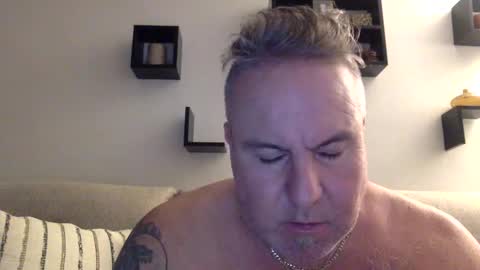 Snapshot of banana5289 chatting on 02-11-25, 08:42 banana5289 online show from 02-11-25, 08:42