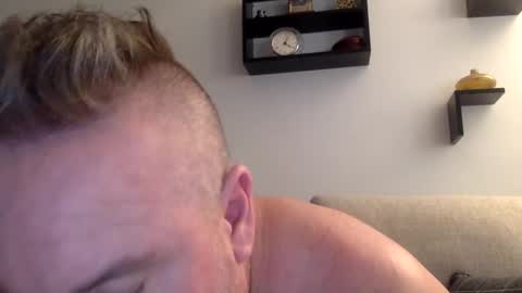 Snapshot of banana5289 chatting on 02-27-25, 09:04 banana5289 online show from 02-27-25, 09:04